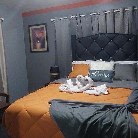 Tashari-Dae Inn Luxury Suite Mandeville Eksteriør bilde